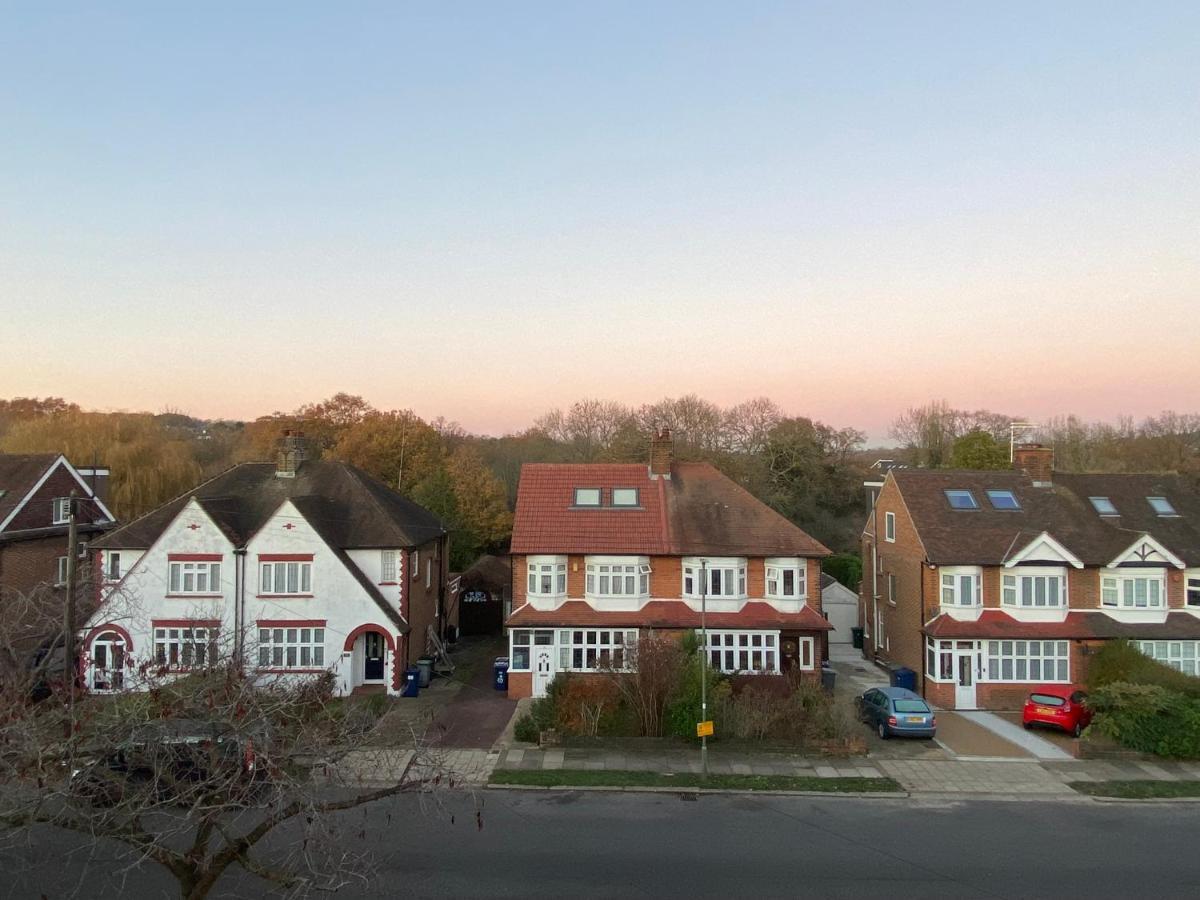 Quiet North London - 2 X Double Bedrooms - Close To Station And 20Mins Central London Totteridge Eksteriør billede