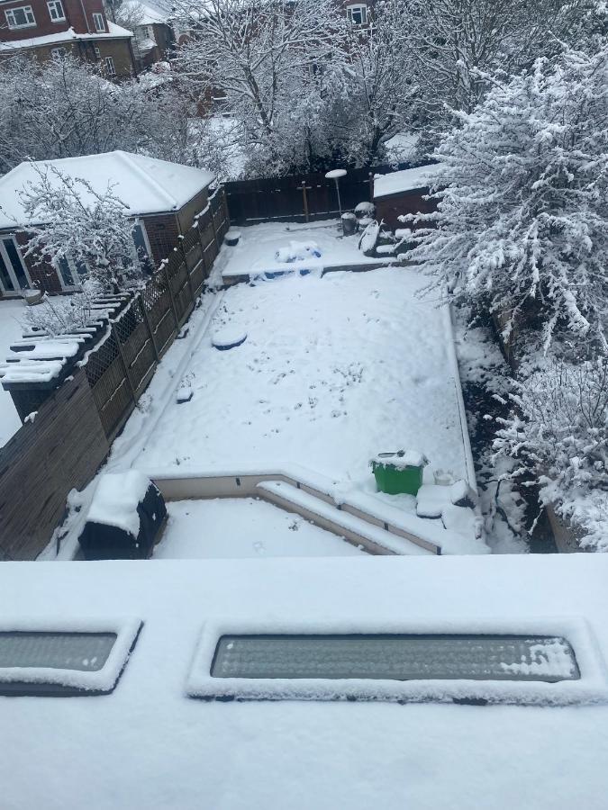 Quiet North London - 2 X Double Bedrooms - Close To Station And 20Mins Central London Totteridge Eksteriør billede