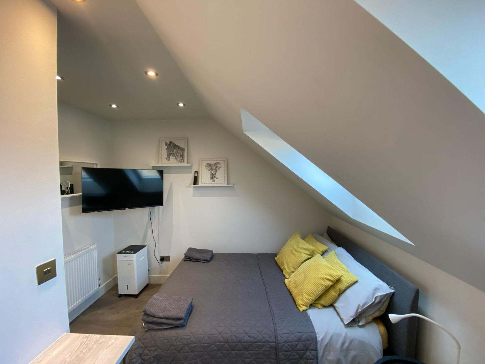 Quiet North London - 2 X Double Bedrooms - Close To Station And 20Mins Central London Totteridge Eksteriør billede